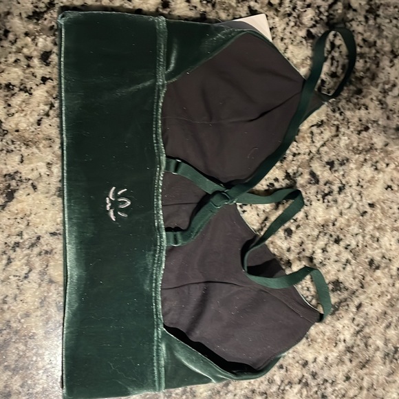 A little too small - Picture 2 of 2